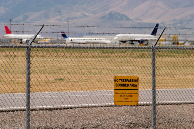 airport security fencing