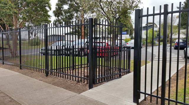 School Fencing Wyndham Vale 